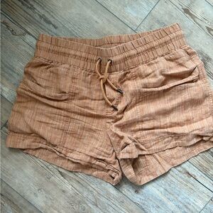 Athleta Women's Light Brown Cargo Shorts